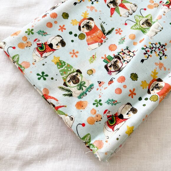 3 yd - Pugs Holiday - Pugs - Fabric - Picture 2 of 5